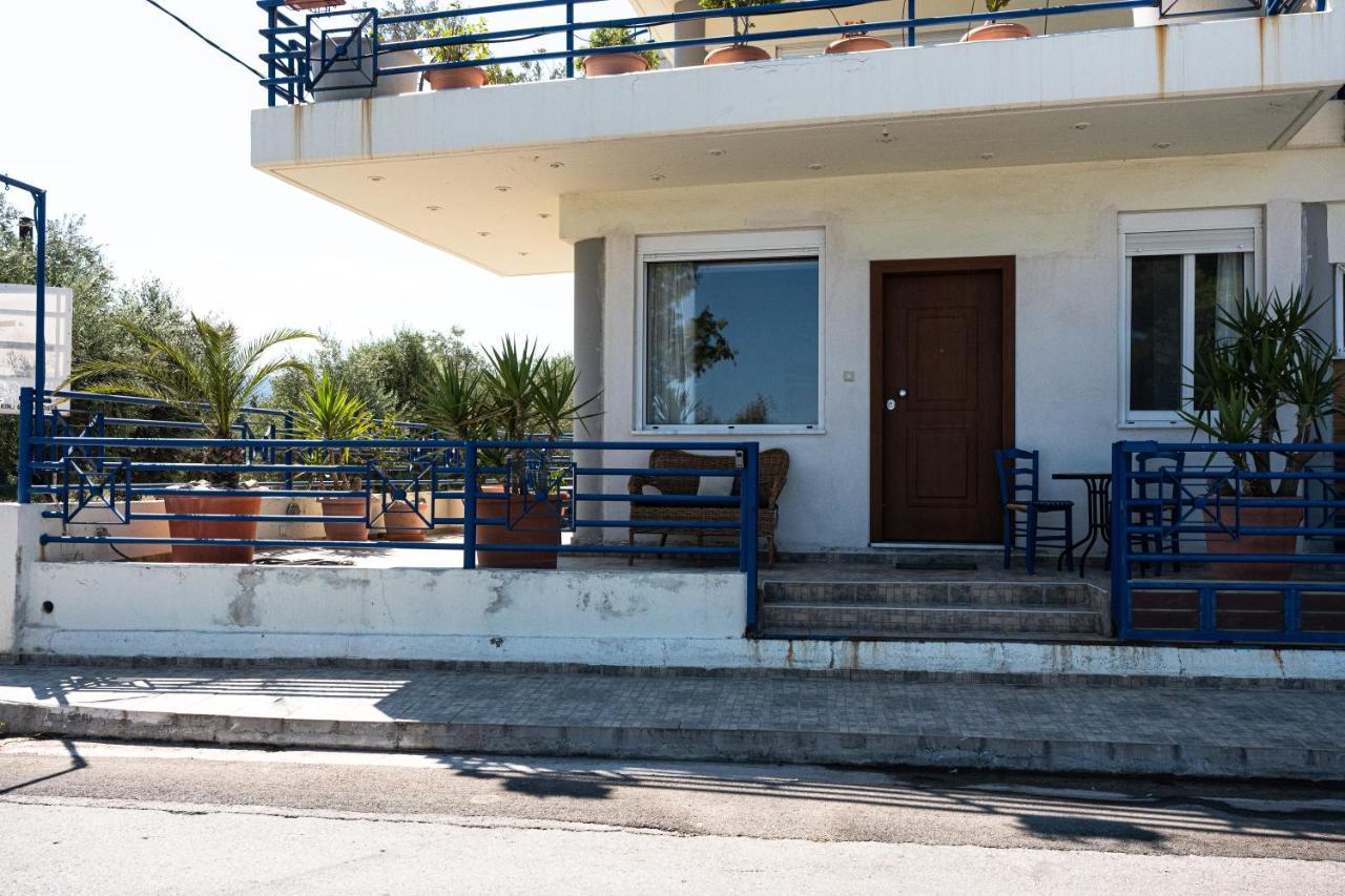 Gabbiano Blu Volos Exterior foto